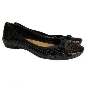 Gianni Bernini  Roberta Perforated Design Bow Flats